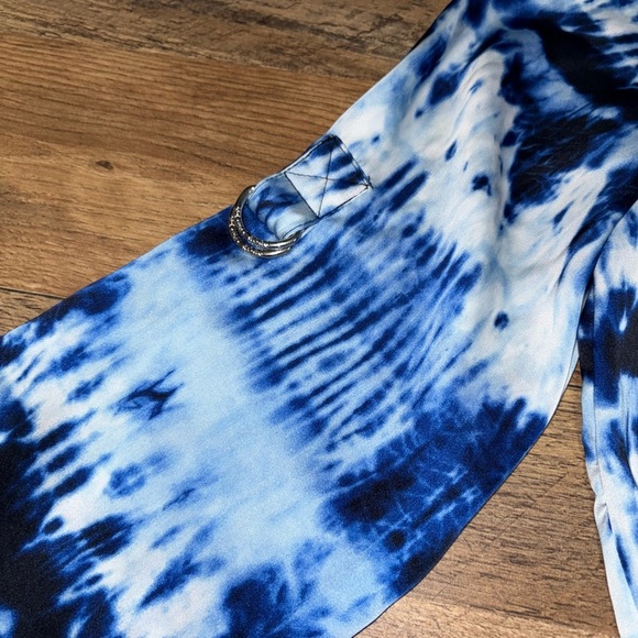 Michael Kors Blue Tie-Dye Smocked Blouse - Picture 4 of 8